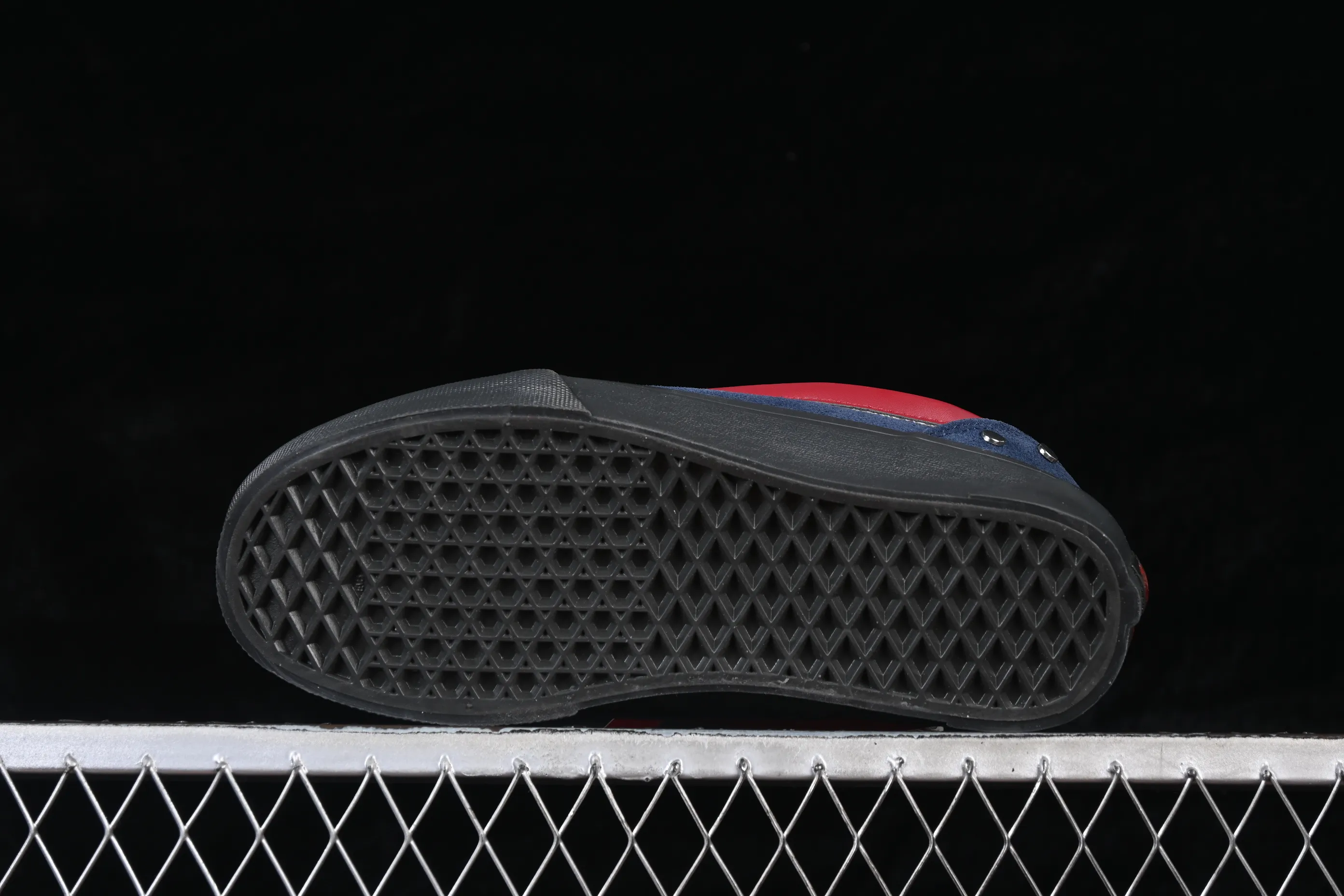 All categories Vans Vans series Vans Low Vans low-top Vans Sku-Skool Vans official low-top casual sneakers VN009QCBDAK